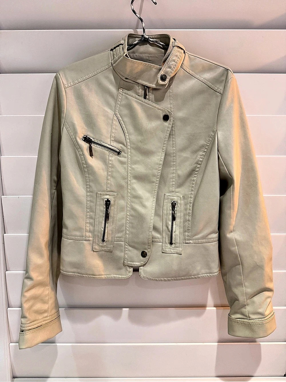 I.N. San Francisco Fitted Moto Jacket in gray Size Large Like New